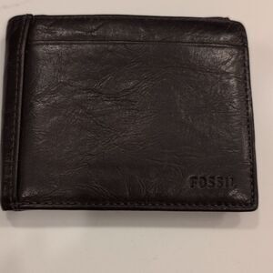 Fossil Men's Dark Brown Leather Bi-fold Wallet Card Holder with Flip ID